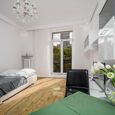 Apart D&K Apartament Z Widokiem Na Palac Kultury I Nauki Daire Varşova Dış mekan fotoğraf